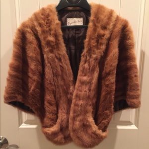 Pryweller fur shrug with pockets